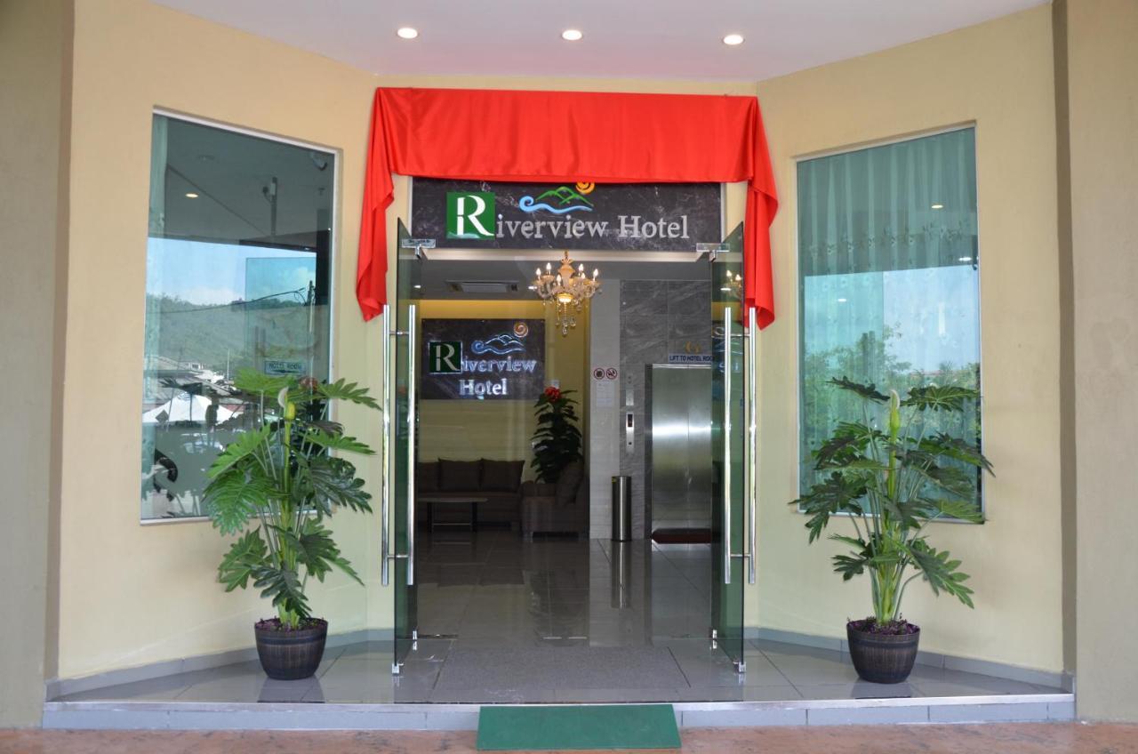 Riverview Hotel Bahau Buitenkant foto
